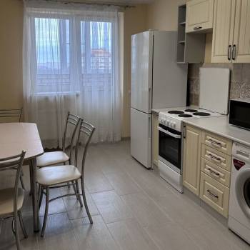 Сдается 1-комнатная квартира, 39,2 м²