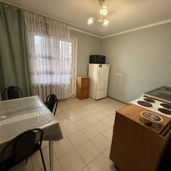 Сдается 1-комнатная квартира, 39,6 м²