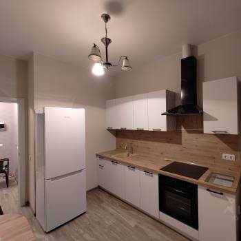 Сдается 1-комнатная квартира, 38,6 м²