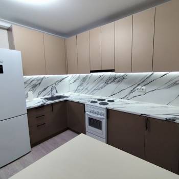 Сдается 1-комнатная квартира, 39 м²