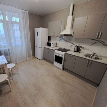 Сдается 1-комнатная квартира, 38 м²