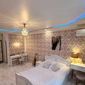 Продается 1-комнатная квартира, 51 м²