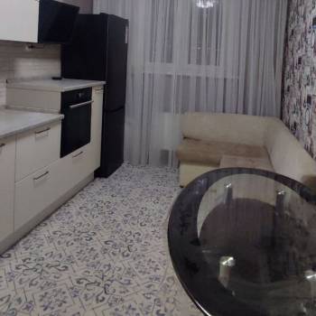 Сдается 1-комнатная квартира, 41 м²