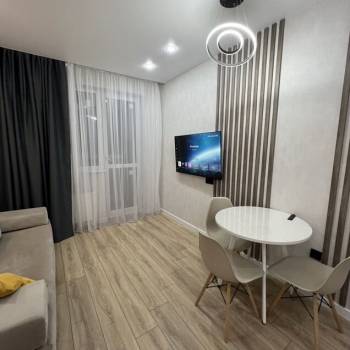 Сдается 1-комнатная квартира, 37 м²
