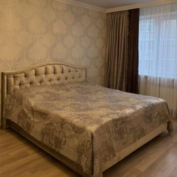 Продается 1-комнатная квартира, 38 м²