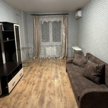 Сдается 1-комнатная квартира, 45,8 м²