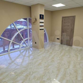 Сдается Нежилое помещение, 132 м²