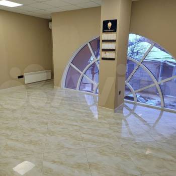 Сдается Нежилое помещение, 132 м²