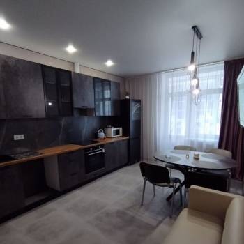 Сдается 2-х комнатная квартира, 69,8 м²