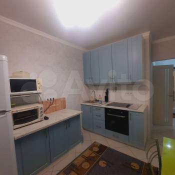 Продается 1-комнатная квартира, 35 м²