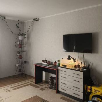 Сдается 1-комнатная квартира, 42 м²