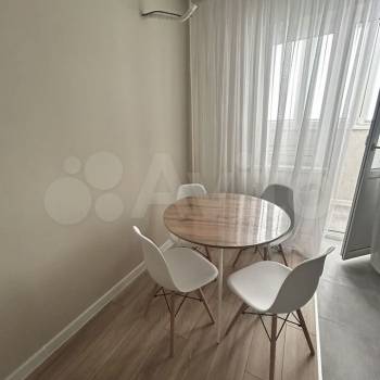 Сдается 1-комнатная квартира, 42,4 м²