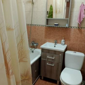 Продается 1-комнатная квартира, 40 м²