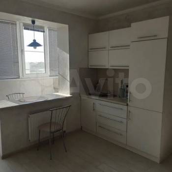 Продается 1-комнатная квартира, 33 м²