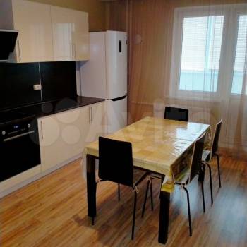 Сдается 2-х комнатная квартира, 65,5 м²