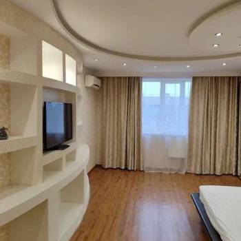 Сдается 2-х комнатная квартира, 84 м²