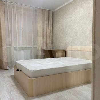 Сдается 1-комнатная квартира, 37 м²