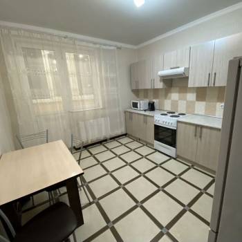 Сдается 1-комнатная квартира, 45 м²