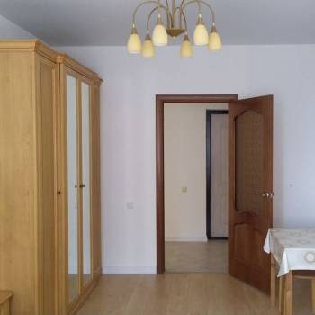 Сдается 1-комнатная квартира, 43 м²