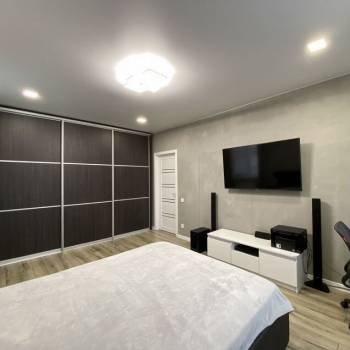 Продается 2-х комнатная квартира, 61,7 м²