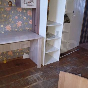 Продается Многокомнатная квартира, 79,9 м²