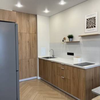 Сдается 1-комнатная квартира, 55 м²