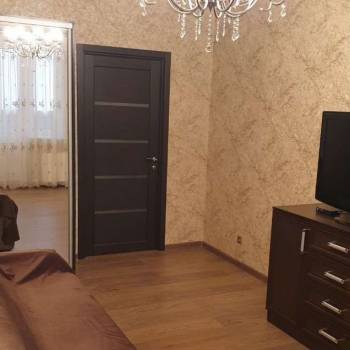 Сдается 1-комнатная квартира, 43,4 м²