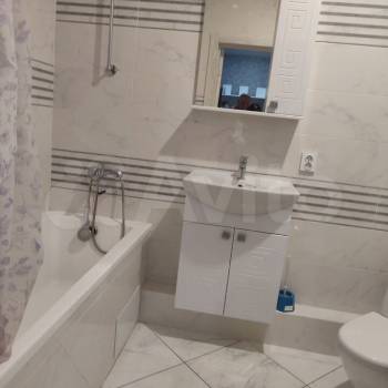 Сдается 1-комнатная квартира, 50 м²