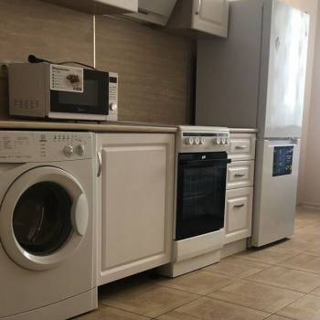 Сдается 1-комнатная квартира, 40 м²