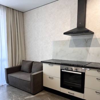 Продается 1-комнатная квартира, 48 м²