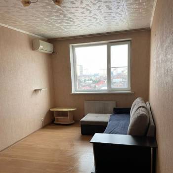 Продается 1-комнатная квартира, 39 м²