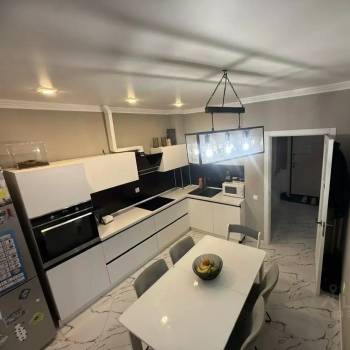 Продается 1-комнатная квартира, 41,4 м²