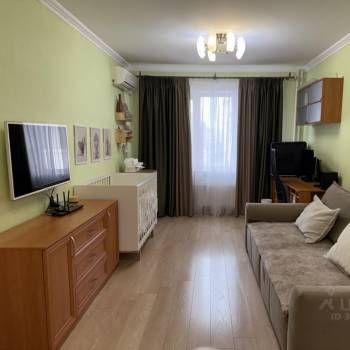 Продается 1-комнатная квартира, 39,7 м²