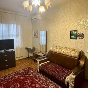 Сдается 1-комнатная квартира, 37 м²