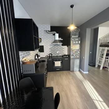 Продается 1-комнатная квартира, 45 м²