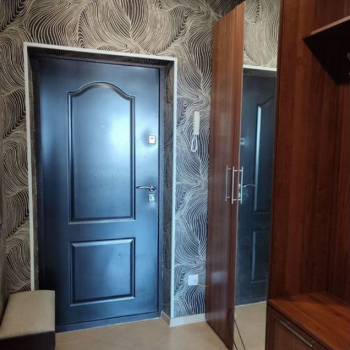 Продается 1-комнатная квартира, 35 м²