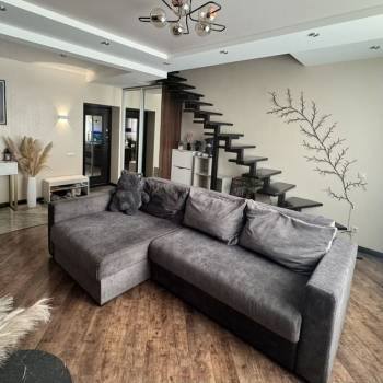 Продается 3-х комнатная квартира, 100 м²