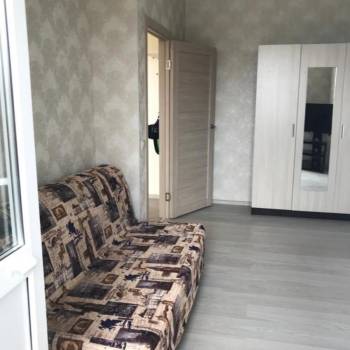 Продается 1-комнатная квартира, 35 м²