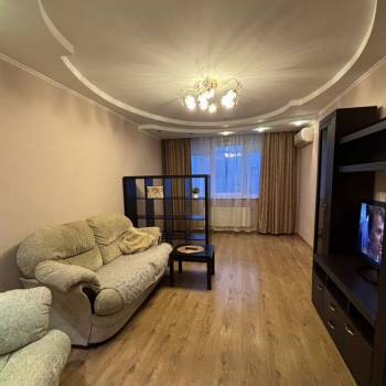 Сдается 2-х комнатная квартира, 73 м²