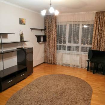 Сдается 1-комнатная квартира, 44 м²