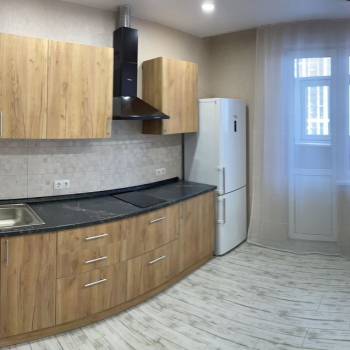 Сдается 1-комнатная квартира, 41 м²