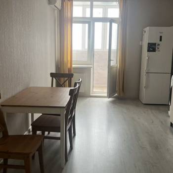 Сдается 2-х комнатная квартира, 67 м²