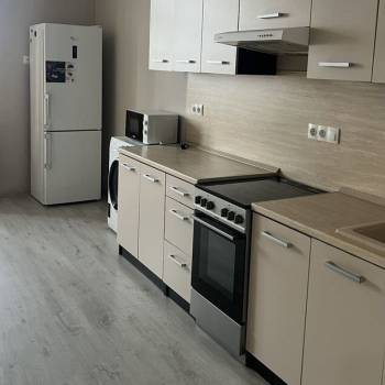 Сдается 2-х комнатная квартира, 67 м²