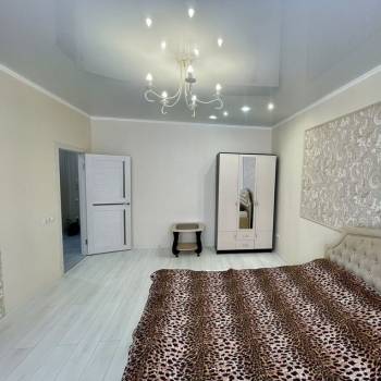 Сдается 1-комнатная квартира, 50 м²