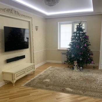 Продается Дом, 240 м²