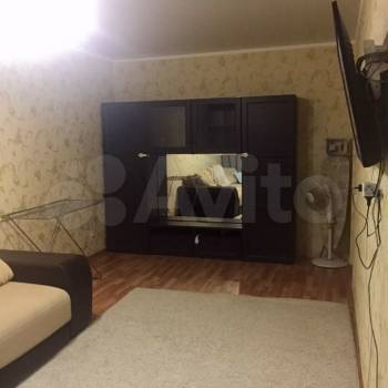 Сдается 2-х комнатная квартира, 60 м²