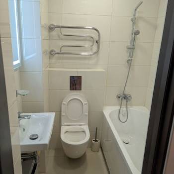 Продается 1-комнатная квартира, 40 м²