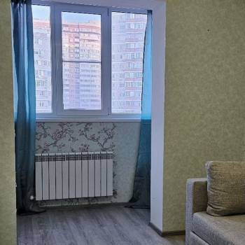 Продается 1-комнатная квартира, 42,3 м²