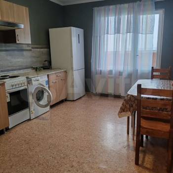 Сдается 1-комнатная квартира, 42 м²