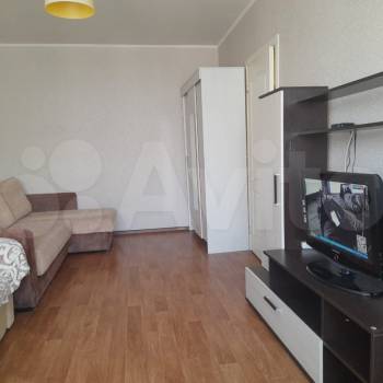 Сдается 1-комнатная квартира, 37 м²